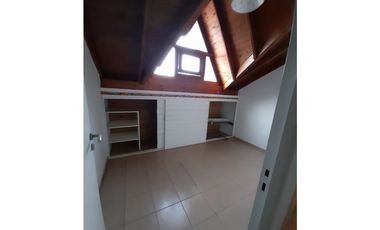 EXCELENTE DUPLEX EN ALQUILER - ITUZAINGO NORTE. VILLA ARIZA
