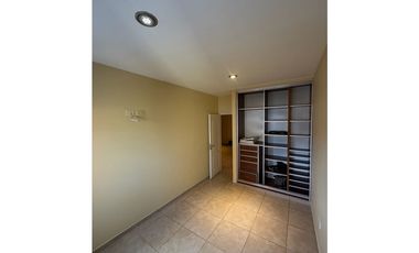 CASA EN VENTA – AMPLIA, MODERNA Y FUNCIONAL ✨