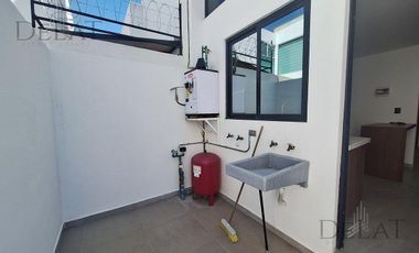 Casa en Renta Juan C Bonilla Puebla con Jardín y Cocina Equipada