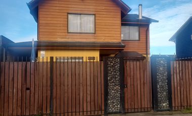 ARRIENDO AMPLIA CASA EN VICTORIA 3D3B