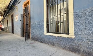 SE ARRIENDA OFICINA COMODOS ESPACIOS  IDEAL  PARA EMPRESA