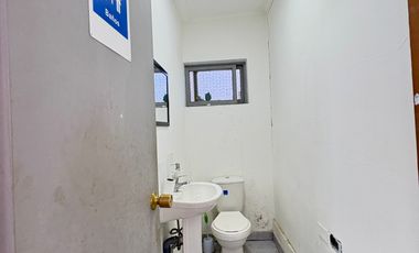 SE ARRIENDA OFICINA COMODOS ESPACIOS  IDEAL  PARA EMPRESA