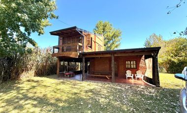 Casa quinta en venta sobre un terreno de 1200M2