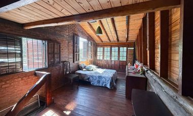 Casa quinta en venta sobre un terreno de 1200M2