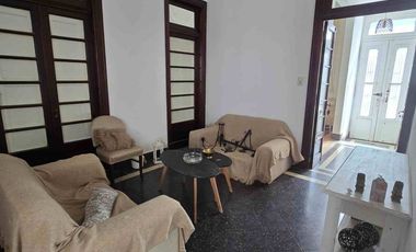 ALQUILER CASA USO PROFESIONAL – ZONA SEMICENTRICA