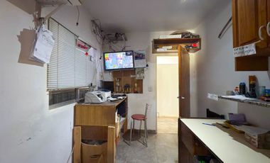 VENTA GALPONES CON CASA TANDIL