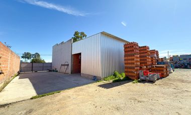 VENTA GALPONES CON CASA TANDIL