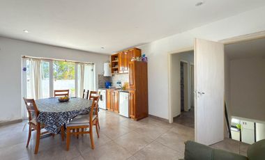 VENTA GALPONES CON CASA TANDIL
