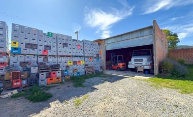 VENTA GALPONES CON CASA TANDIL
