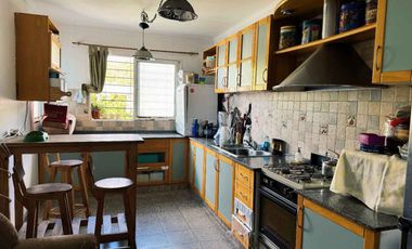 Venta Casa con Departamento Guaymallén