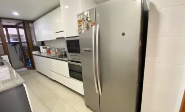 Venta Depto. con Laguna 3D/2B + Est y Bod - Huechuraba