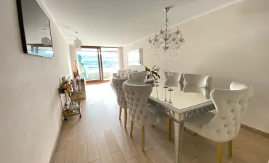 Venta Depto. con Laguna 3D/2B + Est y Bod - Huechuraba