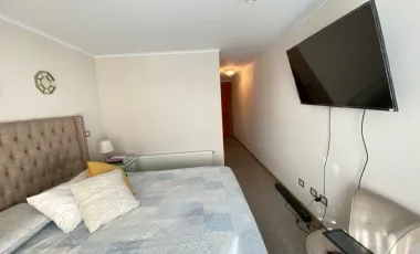 Venta Depto. con Laguna 3D/2B + Est y Bod - Huechuraba