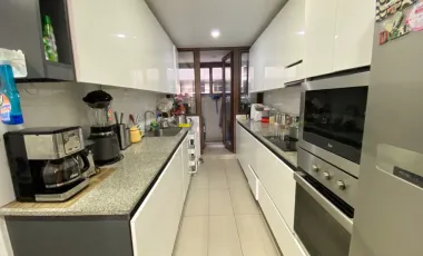 Venta Depto. con Laguna 3D/2B + Est y Bod - Huechuraba