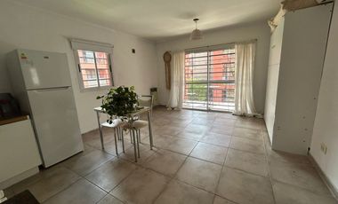 VENTA MONOAMBIENTE CON COCHERA EN SAN MIGUEL