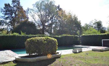 QUINTA EN VENTA SOBRE LOTE 10000 M2 - GUERNICA
