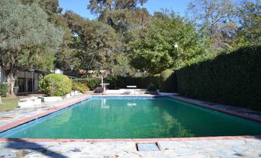 QUINTA EN VENTA SOBRE LOTE 10000 M2 - GUERNICA