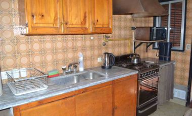 QUINTA EN VENTA SOBRE LOTE 10000 M2 - GUERNICA