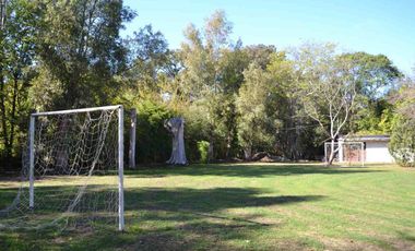 QUINTA EN VENTA SOBRE LOTE 10000 M2 - GUERNICA