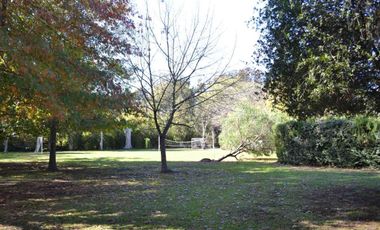 QUINTA EN VENTA SOBRE LOTE 10000 M2 - GUERNICA