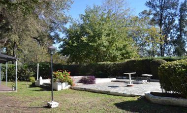 QUINTA EN VENTA SOBRE LOTE 10000 M2 - GUERNICA