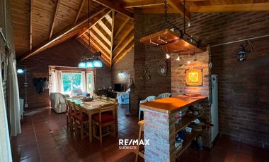 VILLA VENTANA - HERMOSA CASA EN MUY AMPLIO LOTE
