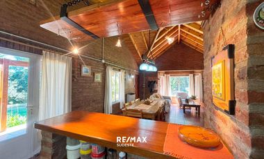 VILLA VENTANA - HERMOSA CASA EN MUY AMPLIO LOTE