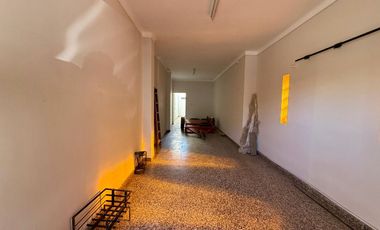 CASA  APTA CREDITO EN SAAVEDRA 1021
