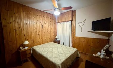 CASA EN VIAMONTE AL 2000