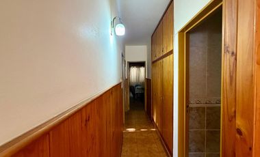 CASA EN VIAMONTE AL 2000