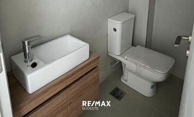 VENTA SEMIPISO A ESTRENAR 3 DORM 19 DE MAYO 571