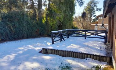 VENTA 2  CASAS EN VILLA VENTANA SOBRE AMPLIO LOTE