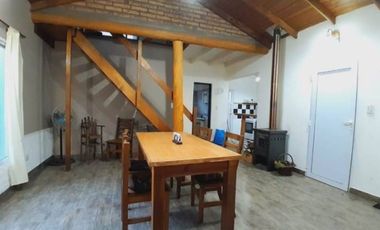 VENTA 2  CASAS EN VILLA VENTANA SOBRE AMPLIO LOTE