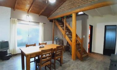 VENTA 2  CASAS EN VILLA VENTANA SOBRE AMPLIO LOTE