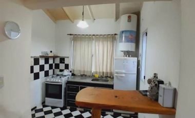 VENTA 2  CASAS EN VILLA VENTANA SOBRE AMPLIO LOTE