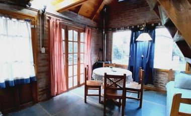VENTA 2  CASAS EN VILLA VENTANA SOBRE AMPLIO LOTE
