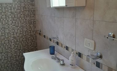 VENTA 2  CASAS EN VILLA VENTANA SOBRE AMPLIO LOTE
