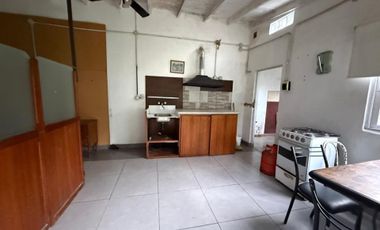 Monoambiente en Planta Baja  en Alfar