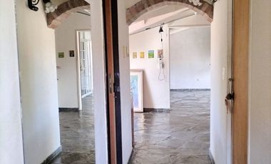 VENTA CASA 5 AMB PILETA COCHERA JARDIN BERAZATEGUI