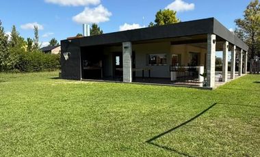 VENTA CASA SOLARES DEL CARCARAÑA