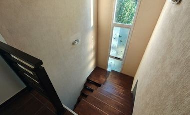 CASA EN VENTA SICARDI 2 DORMITORIOS PILETA