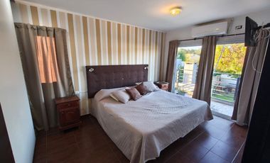 CASA EN VENTA SICARDI 2 DORMITORIOS PILETA