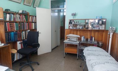 CASA EN ALQUILER (APTA USO COMERCIAL)PERITO MORENO