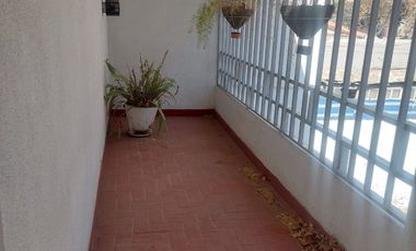 CASA EN ALQUILER (APTA USO COMERCIAL)PERITO MORENO