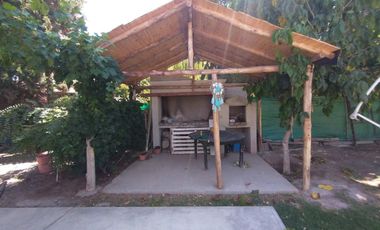 VENTA DE CASA CON  PILETA RODEO DEL MEDIO MAIPU