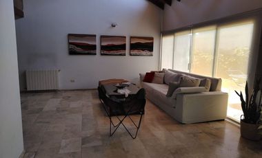 CASA  A LA VENTA EN LA  BARRACA.