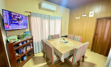 CASA EN VENTA 5 AMB. A MTRS. DE AVENIDA 25 DE MAYO