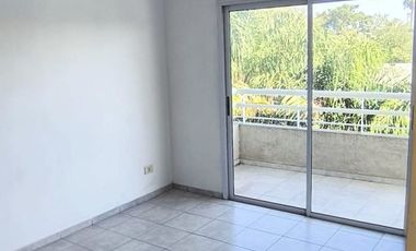 DEPARTAMENTO 3 AMBIENTES C/COCHERA MORENO CENTRO