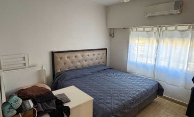 CASA 4 AMBIENTES CON TERRAZA Y GARAGE/LOCAL