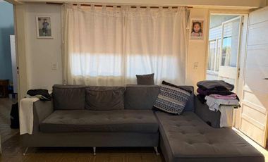 CASA 4 AMBIENTES CON TERRAZA Y GARAGE/LOCAL